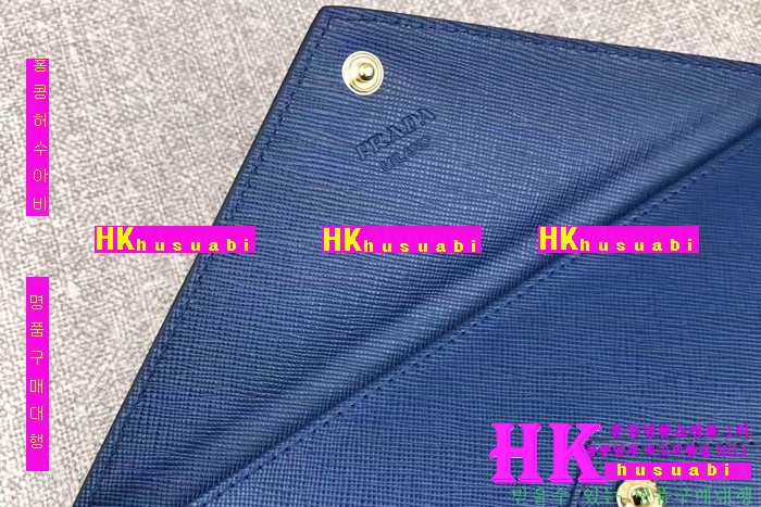 NEW ����� �Ż� �α� ���� ���ǾƳ� Ŭ��ġ��  PA170429-64