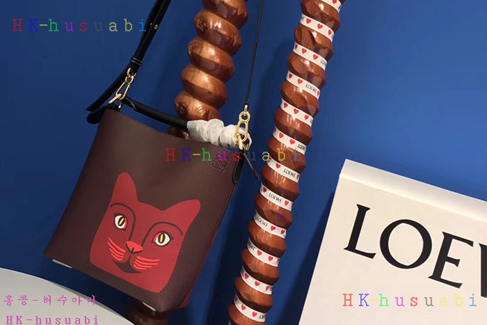 �ڹ̷��� �ڷο��� ������ ��Ʈ�� LW64453