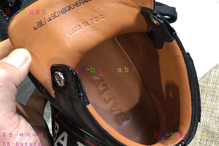 NEW  �߸� ������ ����Ŀ�� B 352243