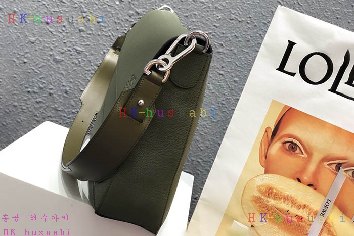 �ڹ̷��ޡ� �ο��� ���� �޽����� LW 24017110