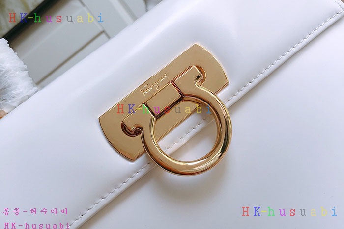 �ڹ̷��ޡ�  ��󰡸� �̸��� F 2121550-2
