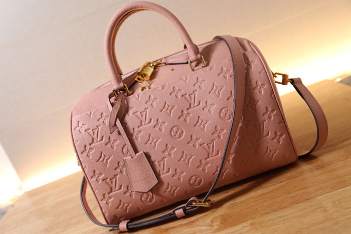 �ڹ̷��ޡ� ���̺��� �������� ���ǵ� M42397