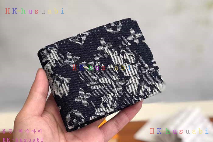 �ڹ̷��ޡڷ��̺��� ��Ƽ�� ���� M80031