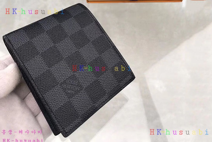 �ڹ̷��ޡڷ��̺��� �Ƹ޸��� ���� ���� N60053