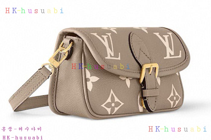 �ڹ̷��ޡڷ��̺��� ���� ���̾� M83300