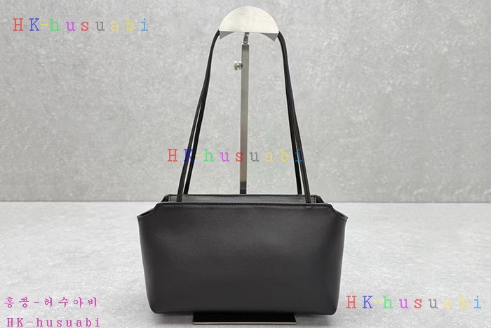 �ڹ̷��ޡڴ� �ο� Terrasse ���� ���� �� W2033