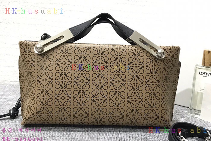 �ڹ̷��ޡڷο��� �̽� ���� ������  LW 24066650