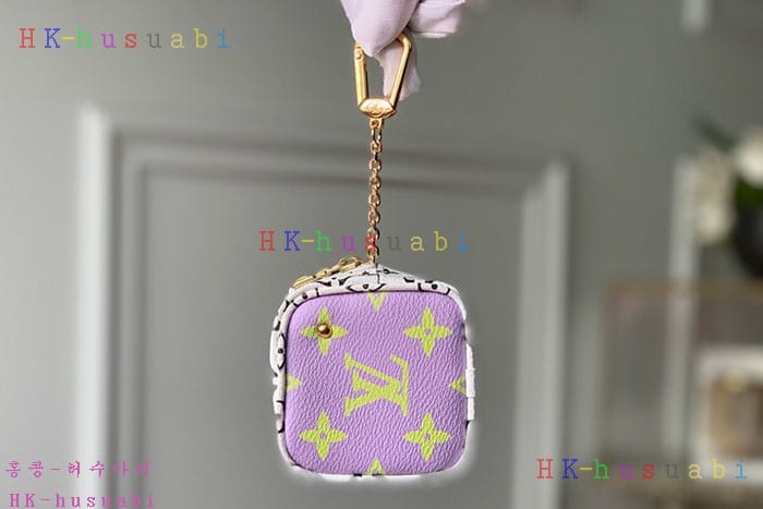 �ڹ̷��ޡ� ���̺��� ť�� �����۽� LV M67669(3�÷�)