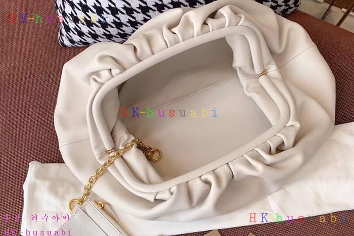 �ڹ̷��ޡ� ���װ�����Ÿ ���� ī�� �Ŀ�ġ  BV 585852-6