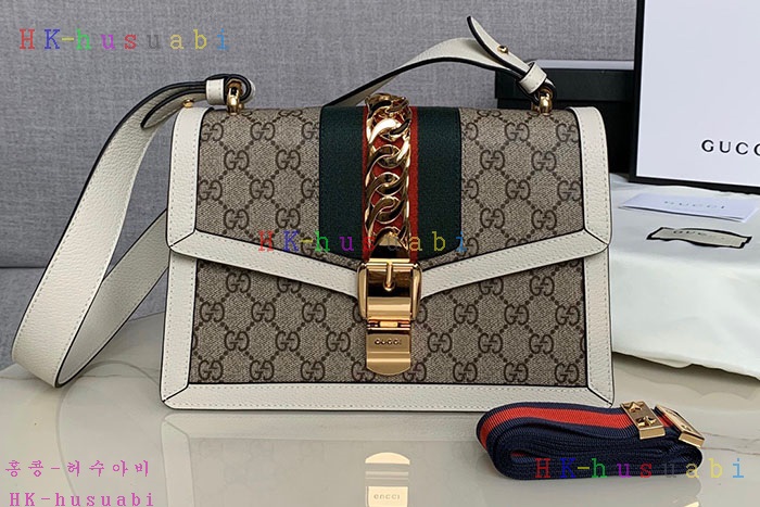 �ڹ̷��ޡ� ���� �Ǻ� ����� GU421882-5