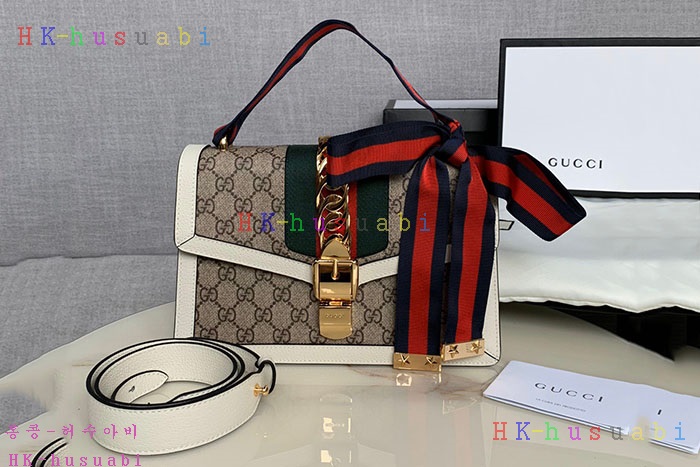 �ڹ̷��ޡ� ���� �Ǻ� ����� GU421882-5