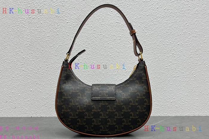�ڹ̷��ޡڼ����� ĵ���� �ƹ� Ʈ������ 114492-2