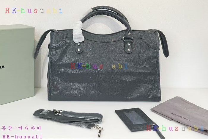 �ڹ̷��ޡڹ߷��þư� �� ��Ƽ �̵��  559900