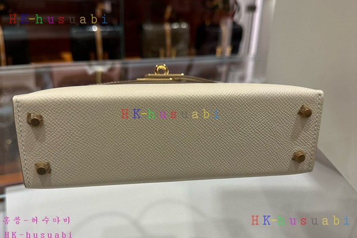 �ڹ̷��ޡڿ����޽� �̸� �̴�  H 9668220-13 �ü���