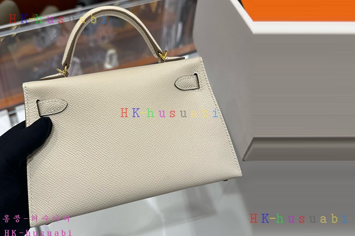 �ڹ̷��ޡڿ����޽� �̸� �̴�  H 9668220-13 �ü���