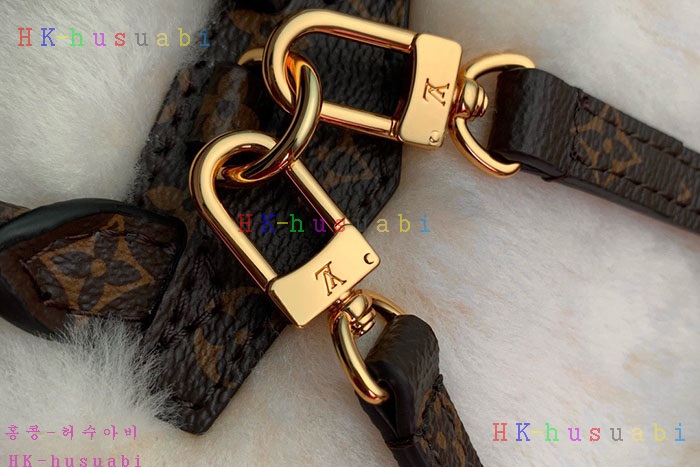 �ڹ̷��ޡڷ��̺��� ���� �׵� ���� M11919