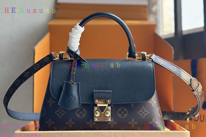 �ڹ̷��ޡڷ��̺��� ���鷻 BB (Madeleine BB)  M27511